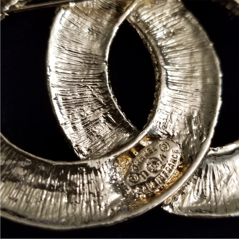 Chanel Gold Crystal Embellished Brooch Collection - Picture 2 of 4